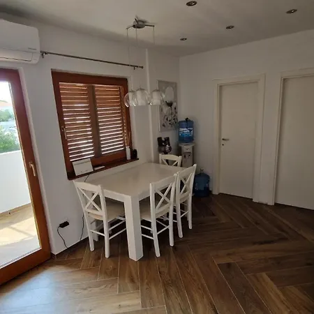 Casa Trussardi Pirovac