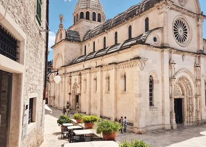 Casa Trussardi Pirovac